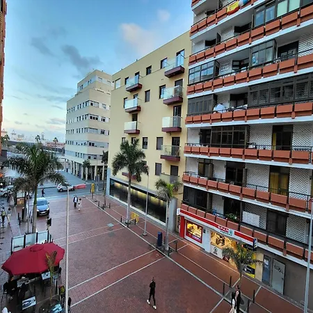 Seaside Palmas Near Playa Canteras